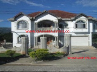 SANTA CRUZ, St. Elizabeth, Jamaica - House for Sale